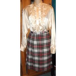 VINTAGE PLAID KILT SKIRT FROM IRELAND